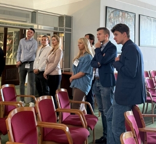 home-about-small-img2